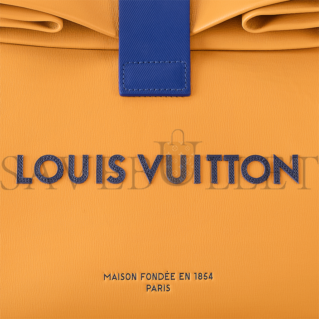 l**is V*t*n sandwich bag m24578 (30*27*17cm)
